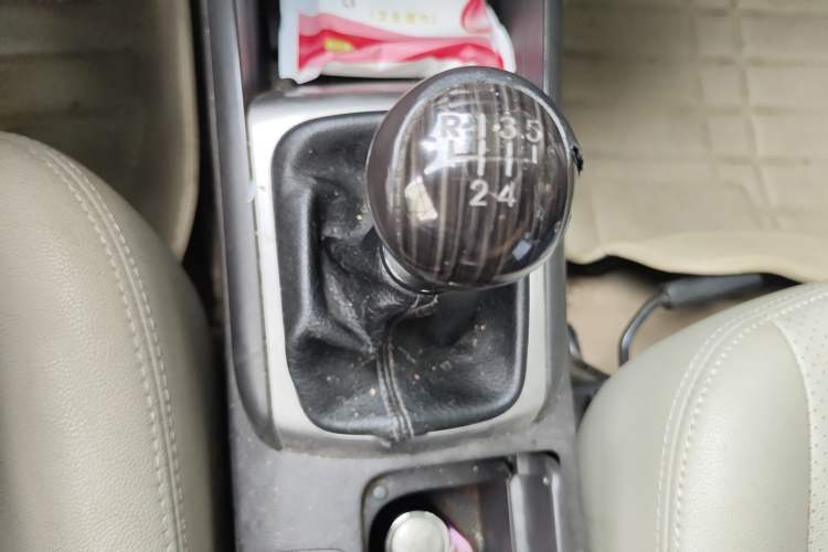 Used Hyundai Celesta 2011 1.6L Manual Comfort Edition