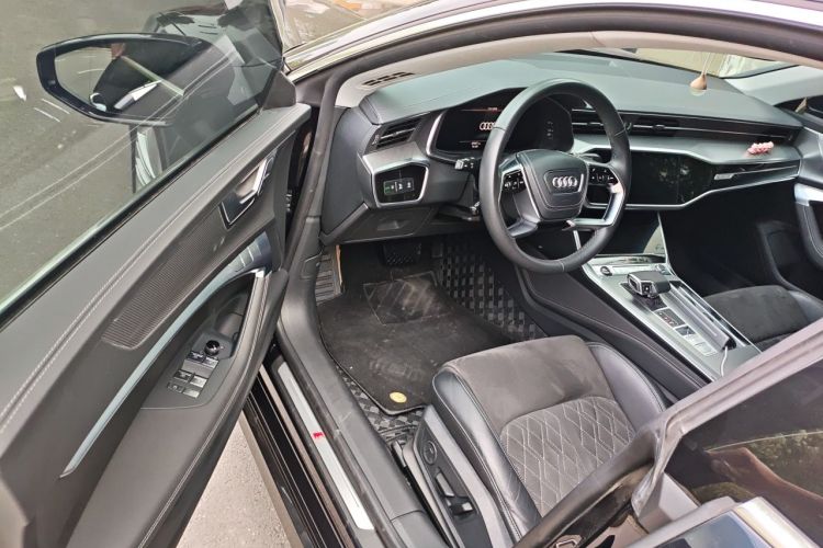 Used Audi A7L 2024 45 TFSI quattro Luxury Edition
