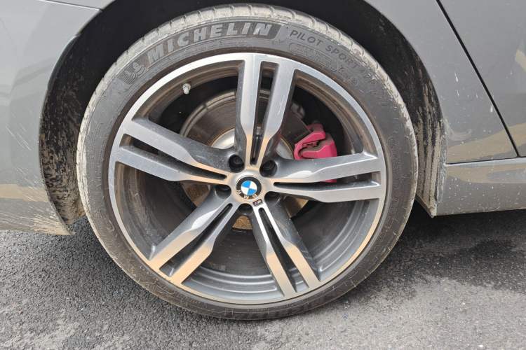 Used BMW 6 Series GT 2021 Restyled 630i M Sport Package Right Rear Wheel Hub