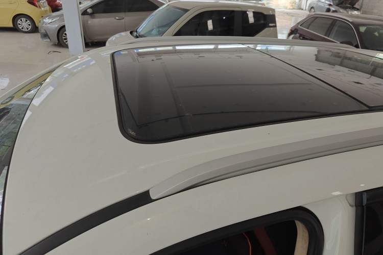 Used Bestune T77 2019 230 TID Automatic Prestige Version China V Emission Standard Roof