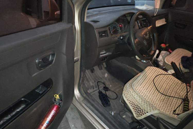 Used Wuling Rongguang V 2018 1.5L Standard Version Driver Seat