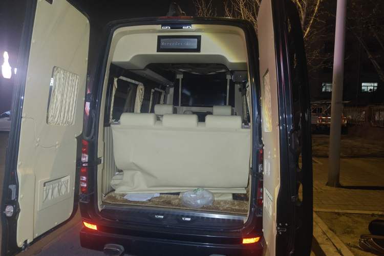 Used Mercedes-Benz Sprinter 2009 Enhanced Version Trunk