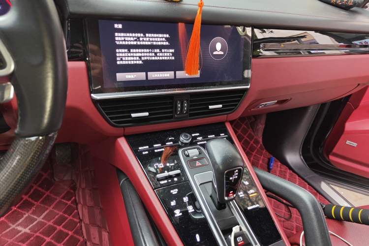 Used Porsche Cayenne E-Hybrid 2021 Cayenne E-Hybrid 2.0T Audio And AC Panel