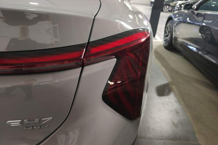 Used Hongqi EH7 2024 690 Pro Right Rear Taillight