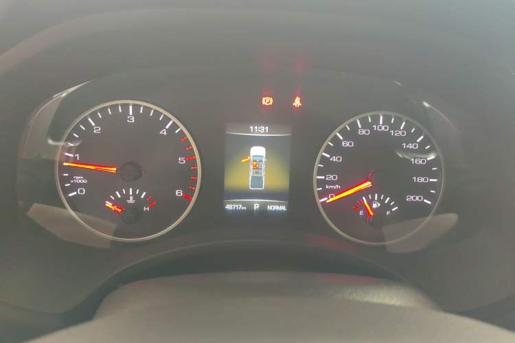 Used Great Wall Poer 2023 2.0T Commercial Version Automatic Diesel Two-Wheel Drive Elite Trim with Long Bed – GW4D20M Instrument Cluster