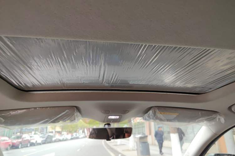 Used Roewe D6 2025 450 km Premium Edition
