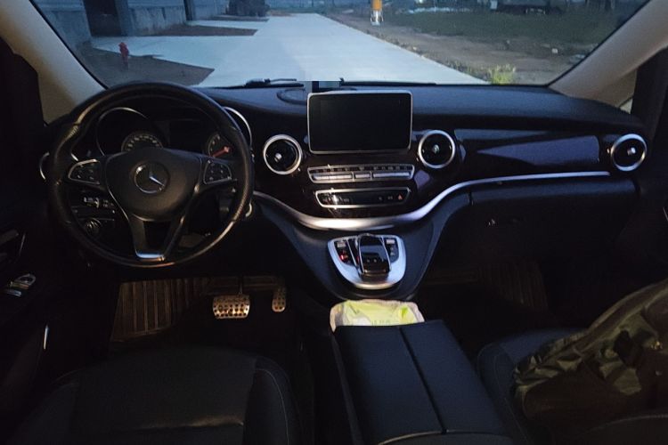 Used Mercedes-Benz V-Class 2018 V 260 Prestige Edition China V
