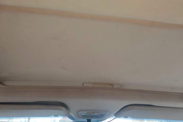 Used Baojun 560 2015 1.8L manual luxury version