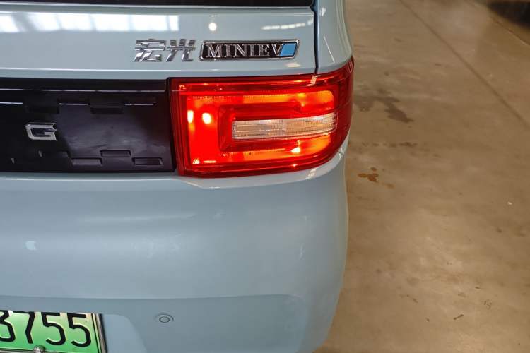 Used Wuling Hongguang MINIEV 2022 Easy Version Lithium Iron Phosphate Exterior 3