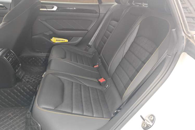 Used Volkswagen FAW-Volkswagen CC 2021 380TSI Striking Edition Left Rear Seat