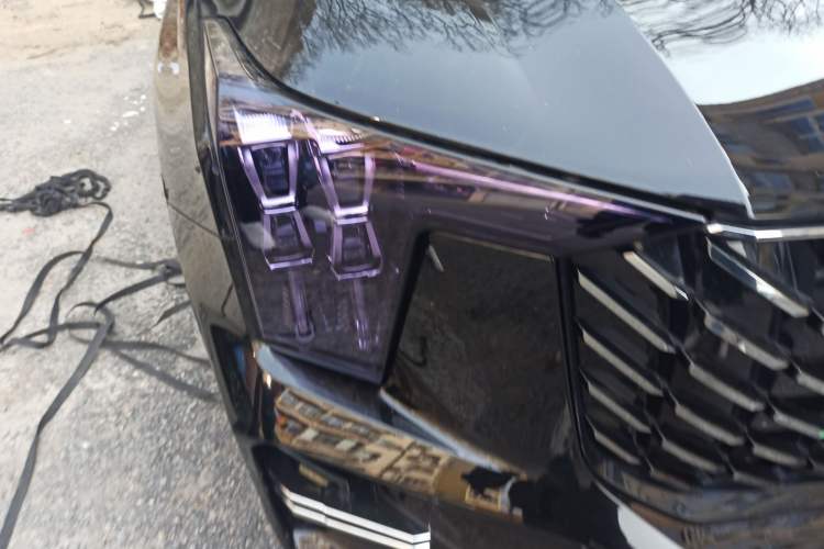 Used GAC Trumpchi GS8 2022 LINGHANG Series 2.0 TGDI Two-Wheel-Drive Luxury Edition (7 Seats) Right Front Headlight