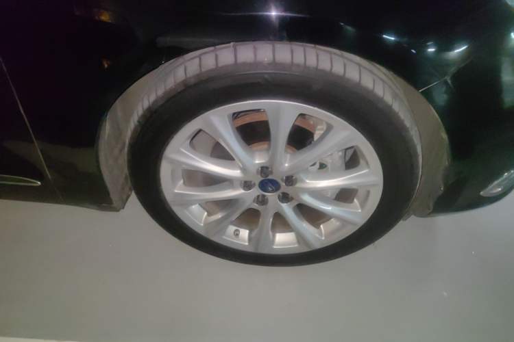 Used Ford Taurus 2017 EcoBoost 325 V6 Flagship Model
