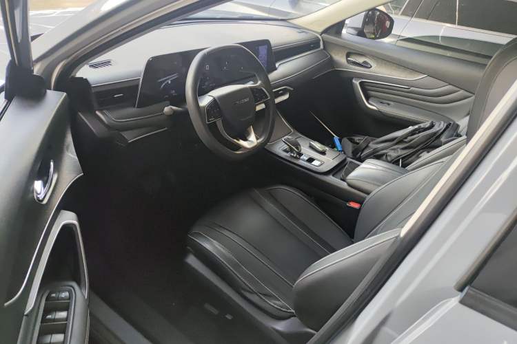 Used Venucia V 2021 260T Idol Edition