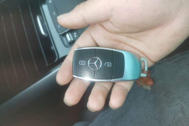 Used Mercedes-Benz GLA 2022 Second Facelift GLA 200 Vehicle Key