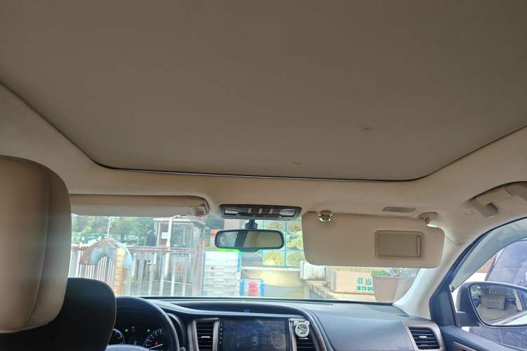 Used Toyota Highlander 2017 2.0T Four-Wheel Drive Luxury Edition 7 Seats
