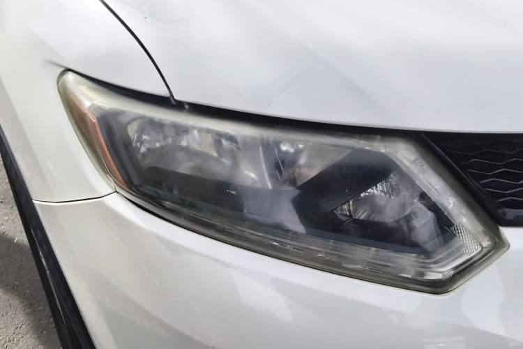 Used Nissan X-Trail 2014 2.0L CVT Comfort Edition 2WD Right Front Headlight