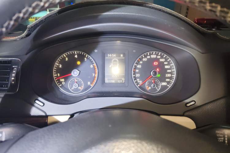 Used Volkswagen Sagitar 2012 1.8TSI Automatic Flagship Edition