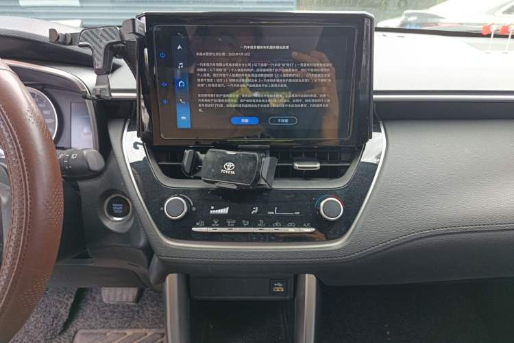Used Toyota Corolla Cross 2022 2.0L Deluxe Edition Audio And AC Panel