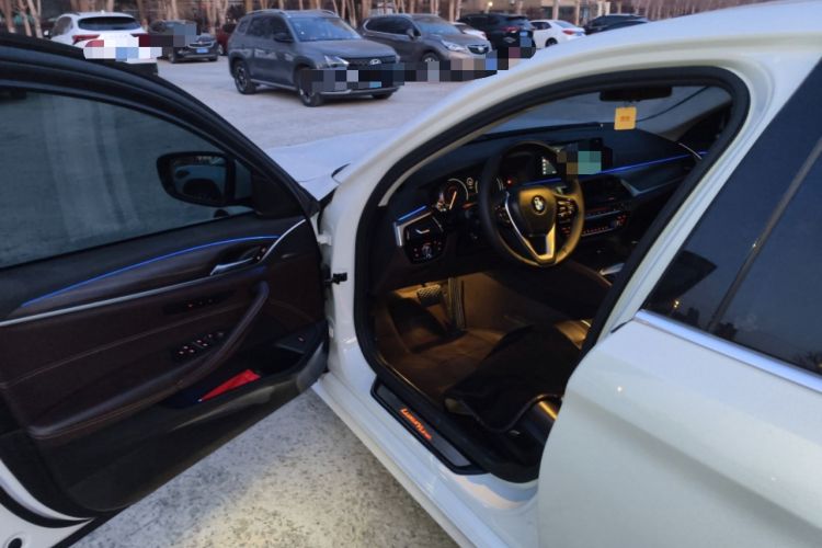 Used BMW 5 Series 2018 Facelifted 530Li xDrive Luxury Package
