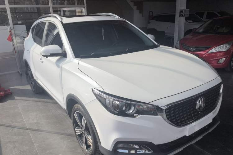 Used MG ZS 2018 1.5L Automatic Luxury Edition China V Standard Front Right 45 Deg