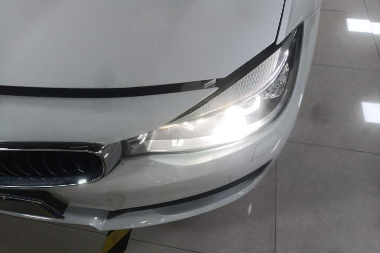 Used BMW 3 Series GT 2013 320i Leading Model
