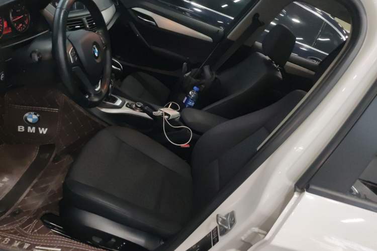 Used BMW X1 2014 sDrive18i Leading Model
