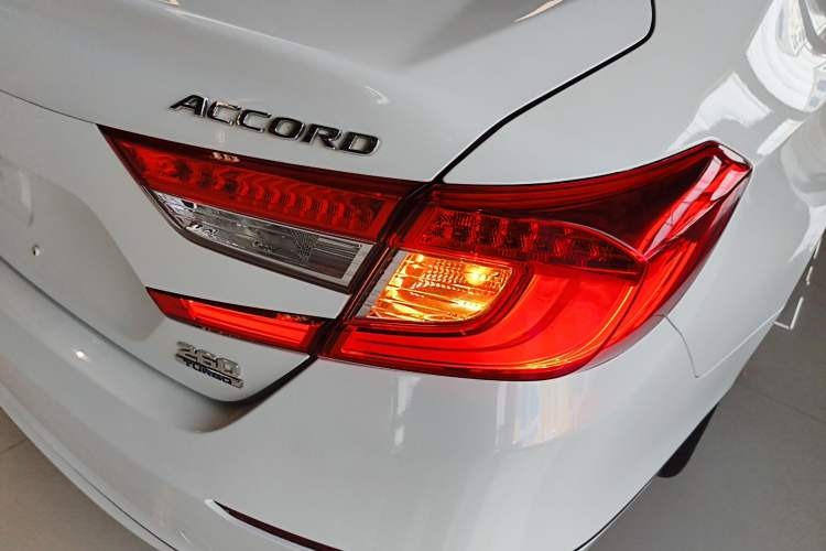 Used Honda Accord 2018 260TURBO Elite Edition China VI Exterior 3