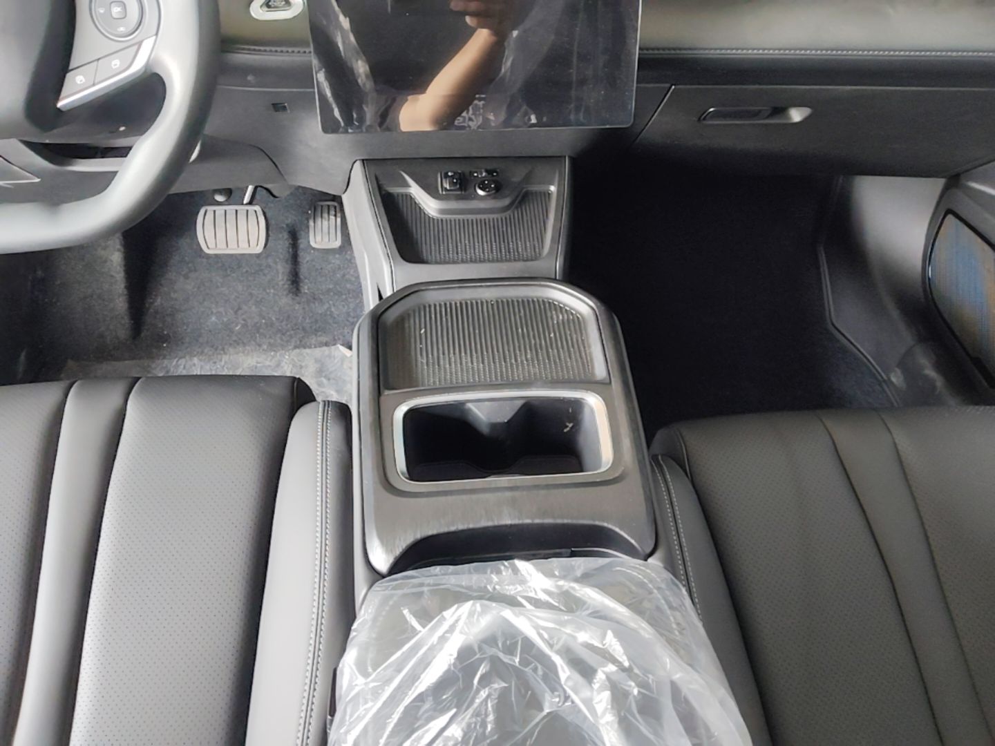 Dongfeng Aeolus SKY EV01 2025 530 km AIR Elite Edition — снимка 16
