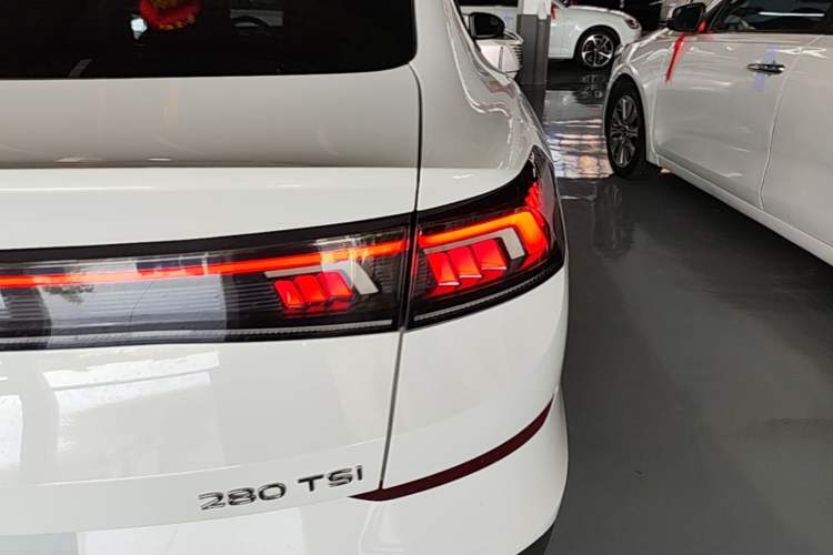 Used Volkswagen Lamando 2024 Lavida L 280TSI DSG Spicy Edition