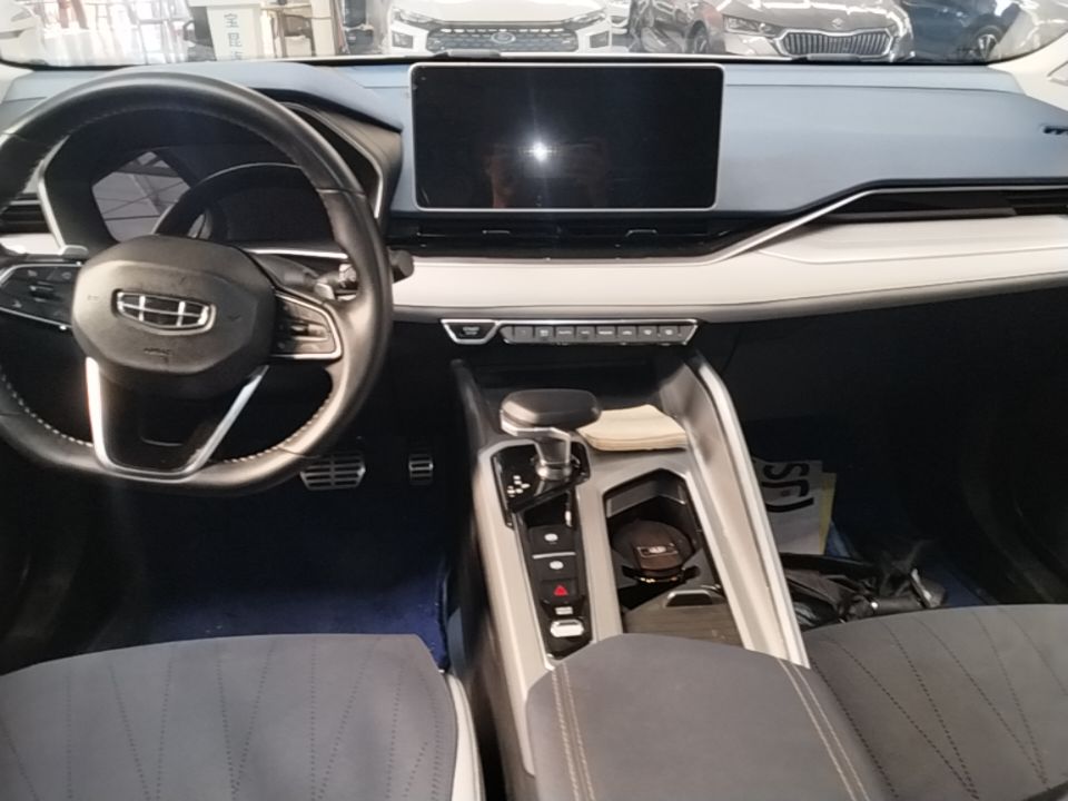Geely Auto Preface 2023 2.0TD Prestige Version — снимка 15