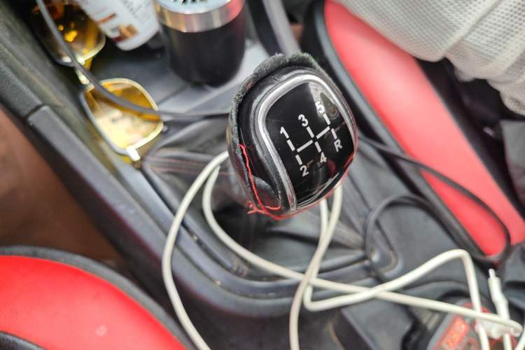 Used Chery Arrizo 5 2017 1.5L Manual Luxury Edition Gear Lever