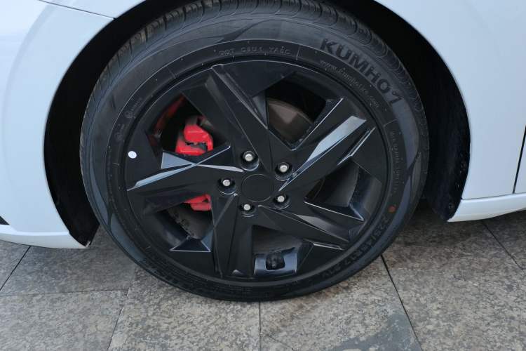 Used Hyundai Elantra 2022 1.5L CVT LUX Prestige Edition Exterior 3