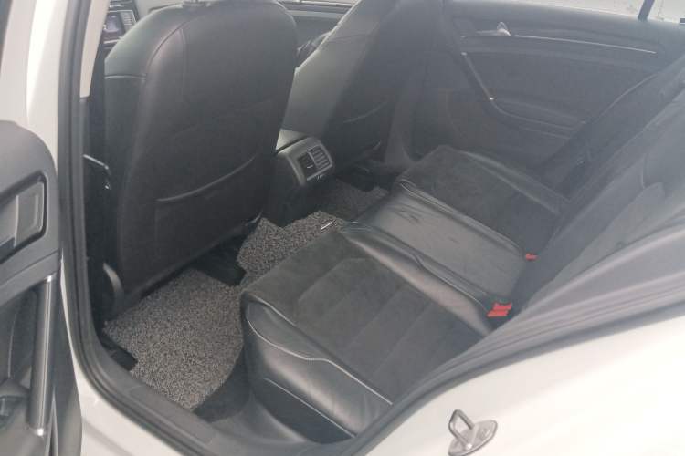 Used Volkswagen Golf 2014 1.4TSI Automatic Flagship Model
