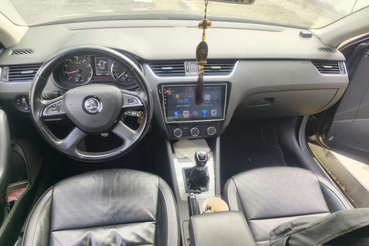 Used Skoda Octavia 2015 1.6L Manual Yijun Edition
