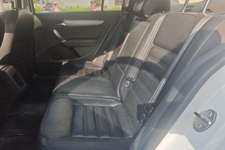 Used Volkswagen Lavida 2013 1.4TSI DSG Luxury Edition