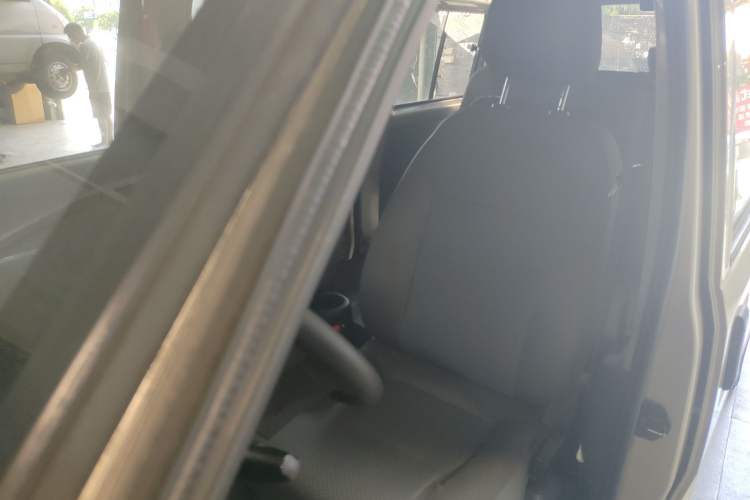 Used Wuling Rongguang EV 2020 Basic Version 7-Seater 300 km