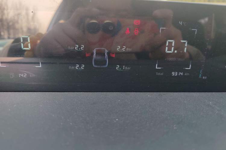 Used Changan Eado 2025 Blue Whale 1.5T 500Bar Prestige Model