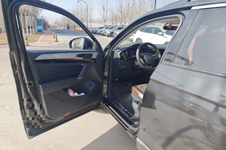 Used Volkswagen Tayron 2021 280TSI Two-Wheel Drive Luxury Smart Connectivity Version