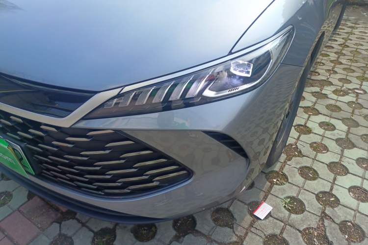 Used BYD Qin PLUS 2025 DM-i Smart Drive 55KM Leading Model
