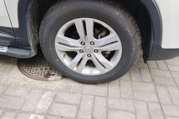 Used CHANGAN CS75 2016 1.8T Automatic Elite Model China IV Standard
