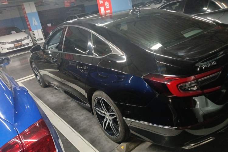 Used Honda Accord 2022 260TURBO Phantom Night · Prestige Edition