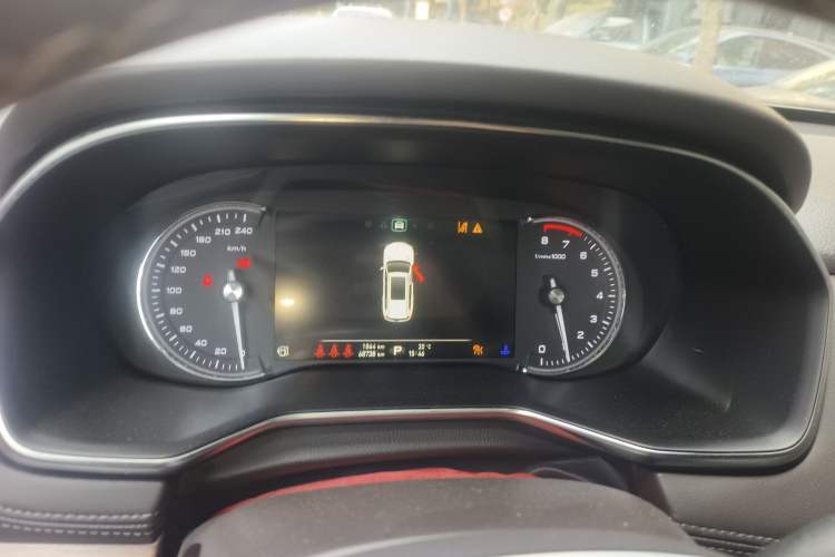 Used Roewe RX8 2018 30T Smart Connectivity Two-Wheel Drive Supreme Edition