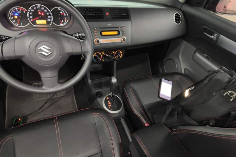 Used Suzuki Swift 2013 1.5L Automatic 20th Anniversary Limited Edition Gear Lever