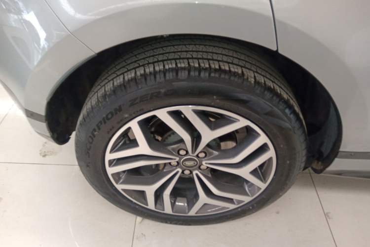 Used Land Rover Range Evoque 2022 Aurora L 249 PS R-Dynamic Luxury Edition Exterior 5