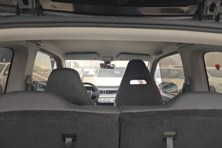 Used Wuling Hongguang MINIEV 2021 Macaron Premium Model – Lithium Iron Phosphate
