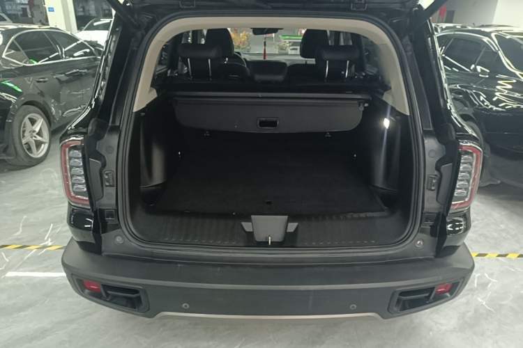 Used Haval DARGO 2021 1.5T DCT Two-Wheel Drive Border Collie Edition Trunk