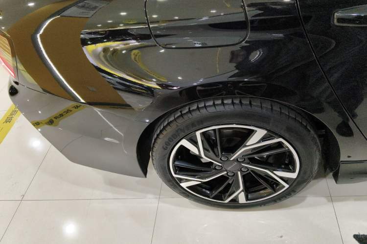 Used Lynk & Co 03 2023 1.5TD DCT JingPro
