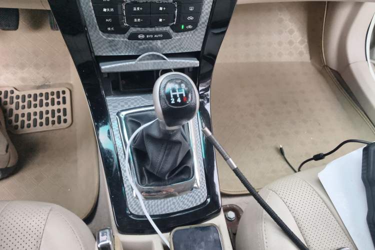 Used BYD Surui 2012 1.5L Manual Luxury Version