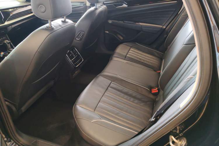 Used Volkswagen Passat 2023 330TSI Starry Elite Edition