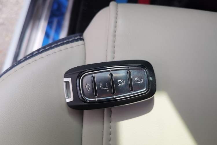 Used Buick GL8 2021 ES Landtrek 653T Comfort Edition Vehicle Key